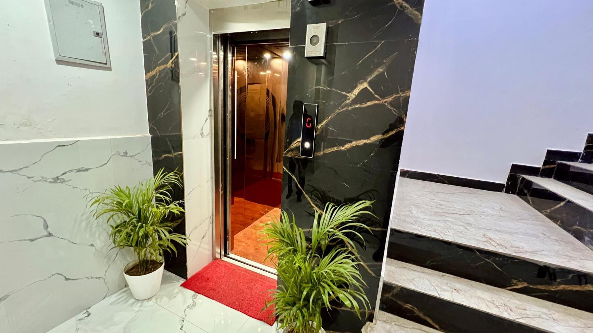 Aerovilla By Jmd Group Neu-Delhi Exterior foto