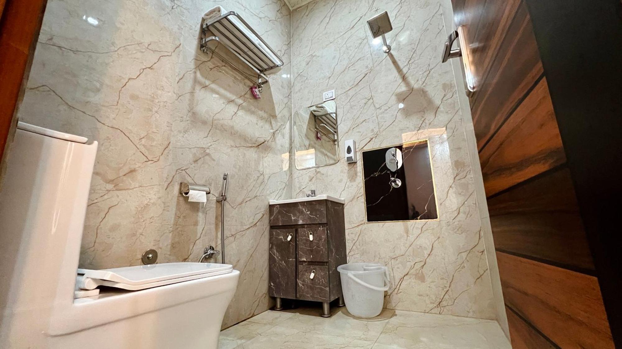 Aerovilla By Jmd Group Neu-Delhi Exterior foto