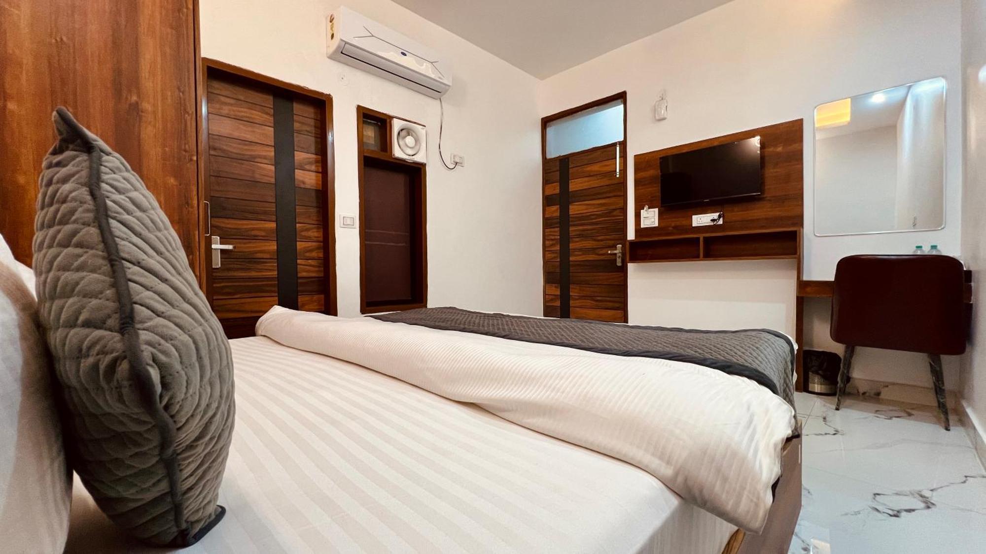Aerovilla By Jmd Group Neu-Delhi Exterior foto