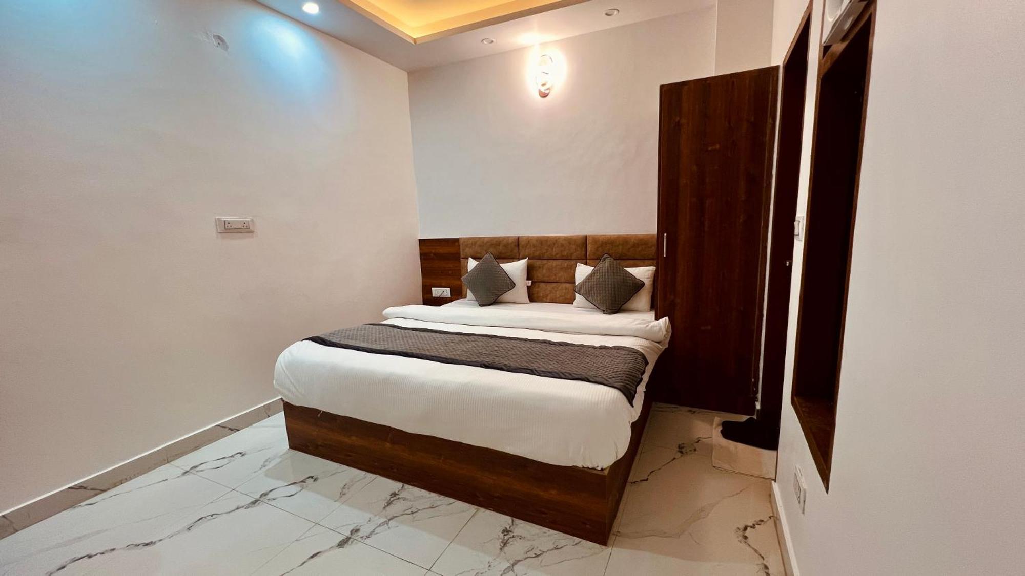 Aerovilla By Jmd Group Neu-Delhi Exterior foto